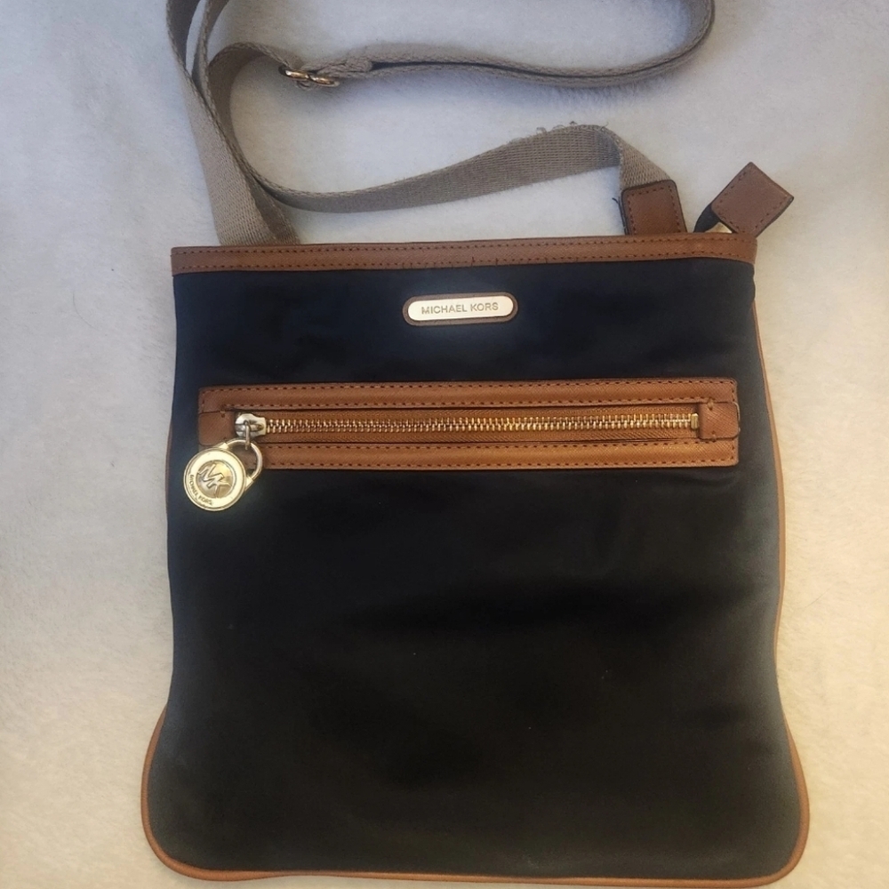 Michael Kors Navy Blue‎ Nylon Kempton Crossbody Bag Brown Leather Trim East West